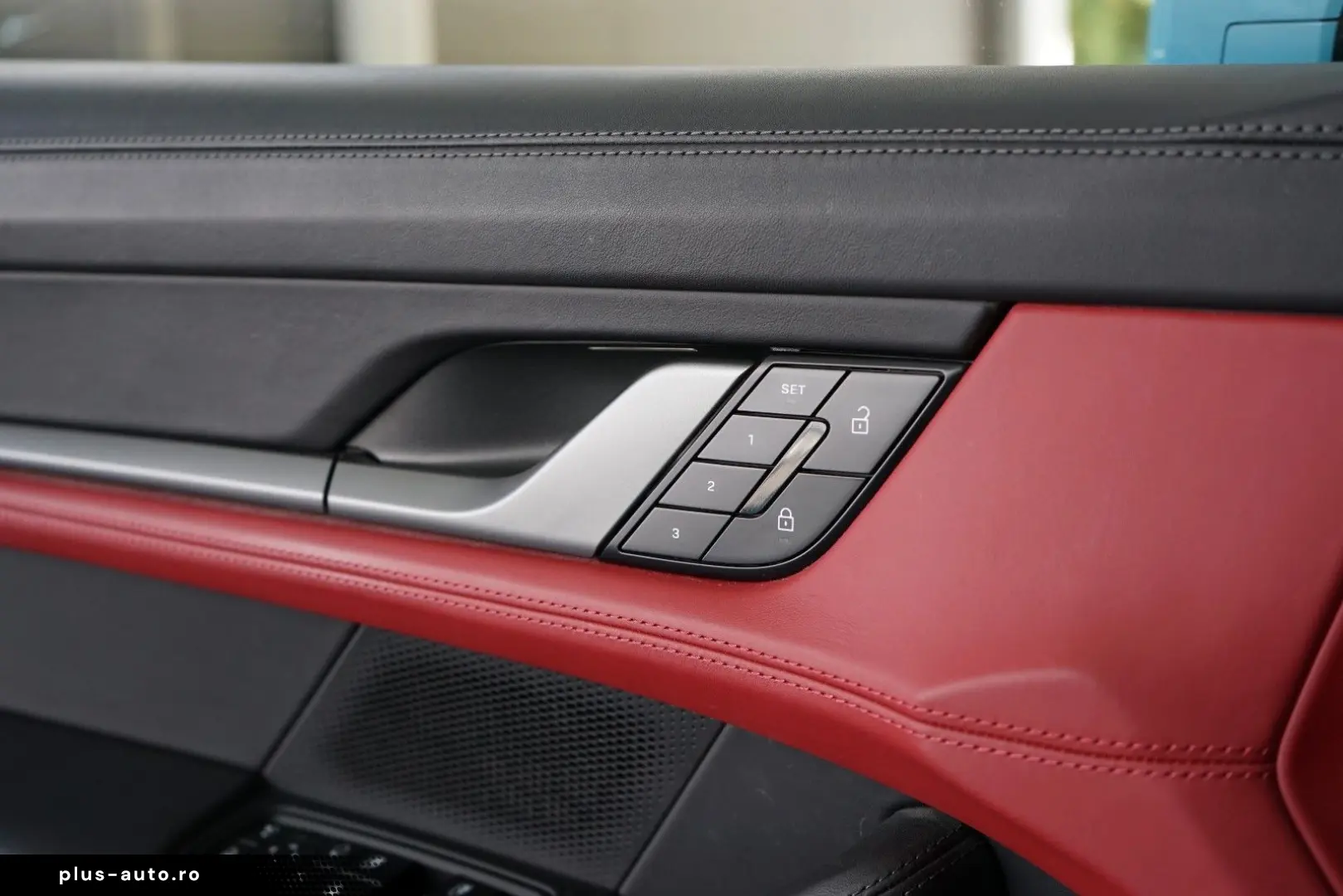PORSCHE Taycan 4S