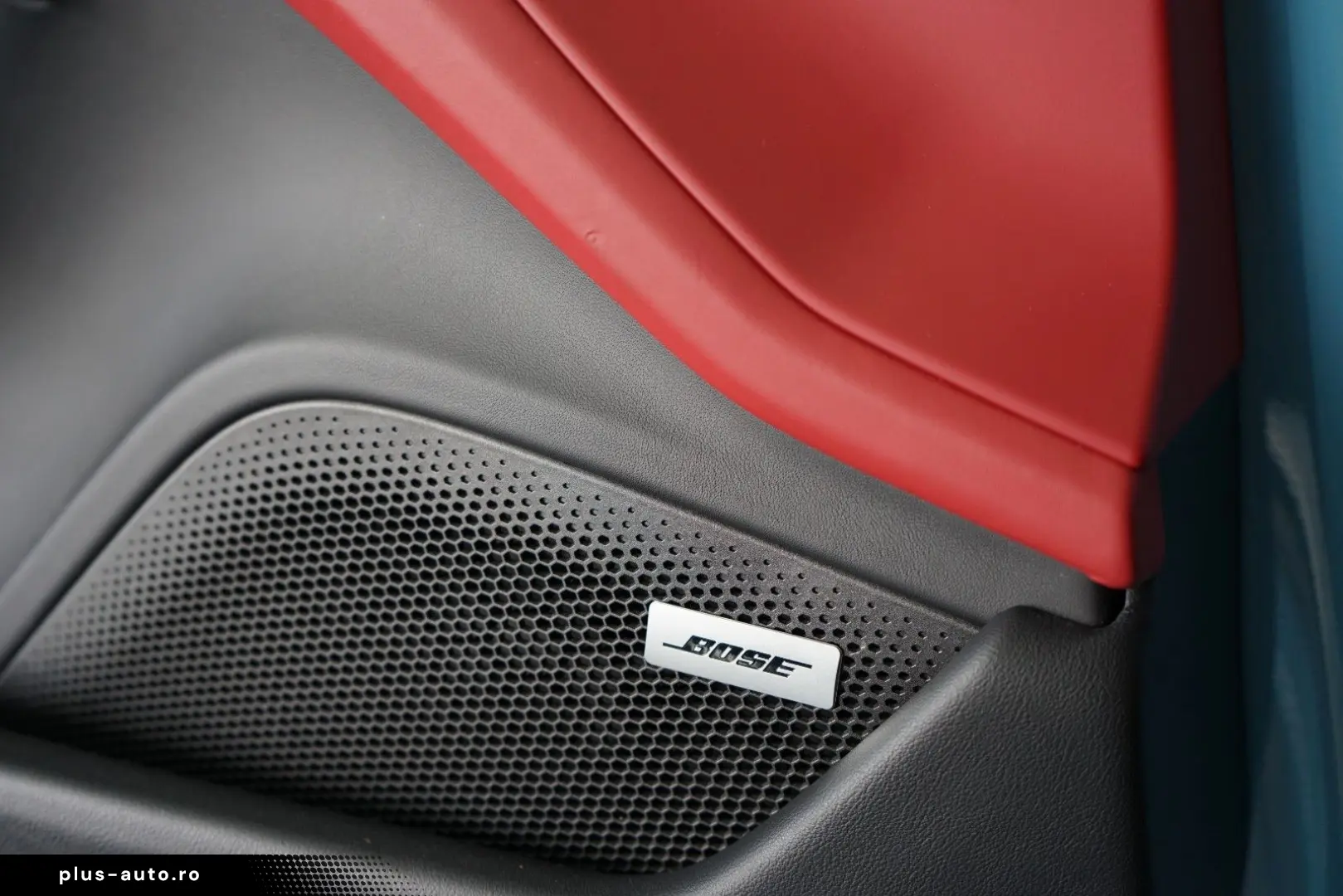 PORSCHE Taycan 4S
