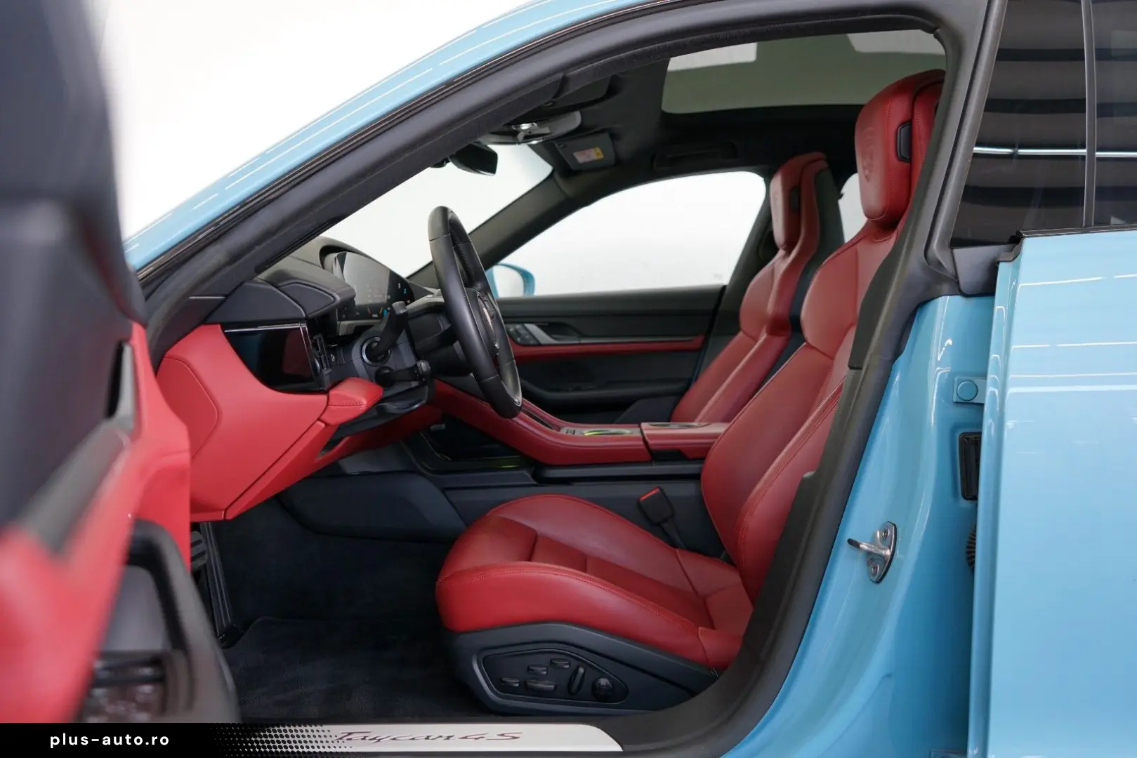PORSCHE Taycan 4S