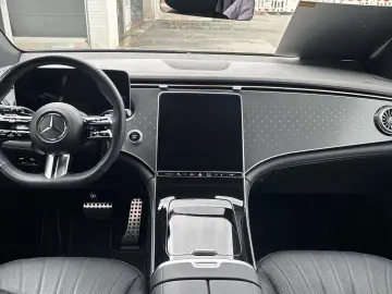 MERCEDES-BENZ EQE 350 4M SUV AMG
