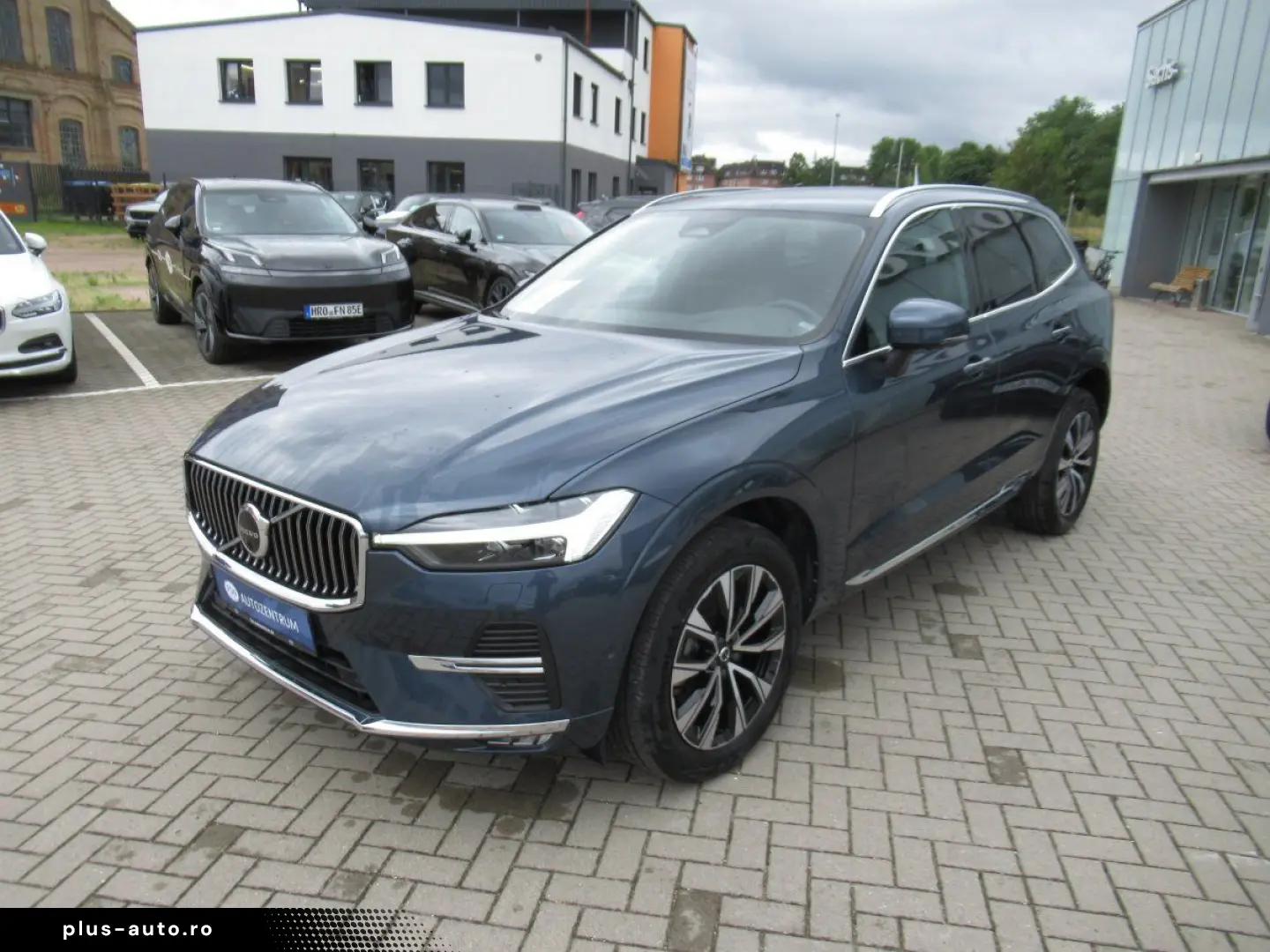 VOLVO XC60 B5 AWD Benzin Plus Bright