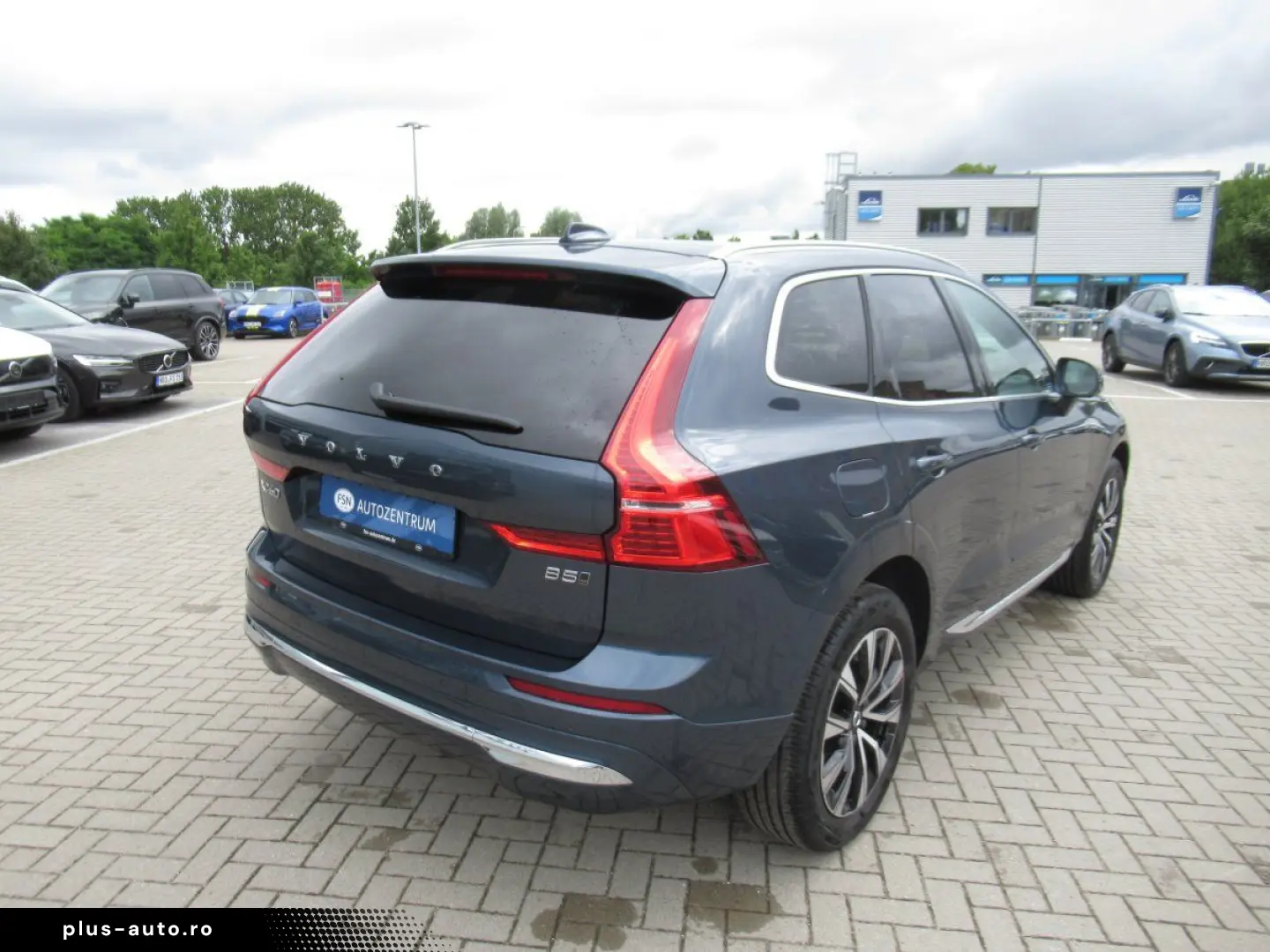 VOLVO XC60 B5 AWD Benzin Plus Bright