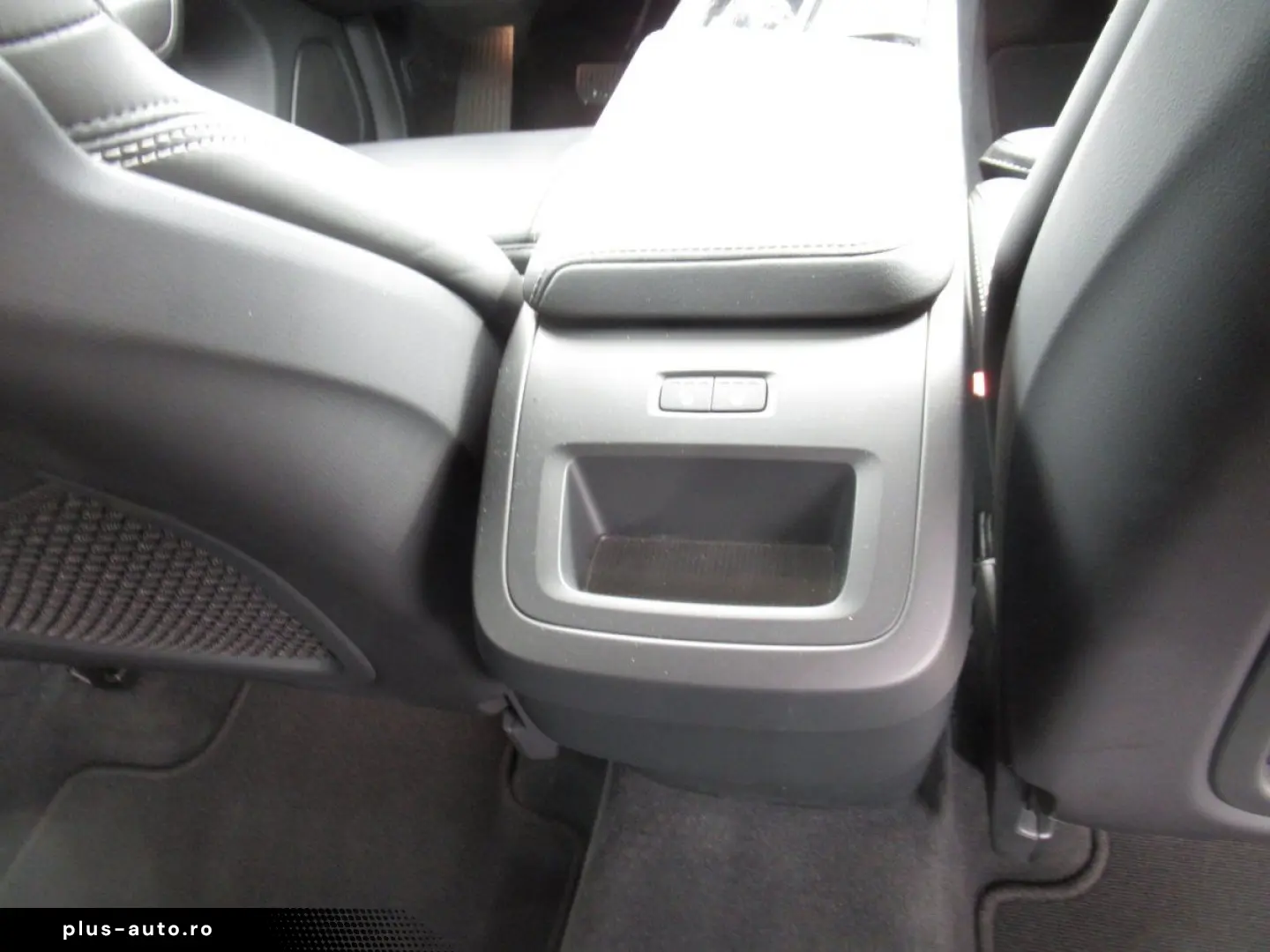 VOLVO XC60 B5 AWD Benzin Plus Bright