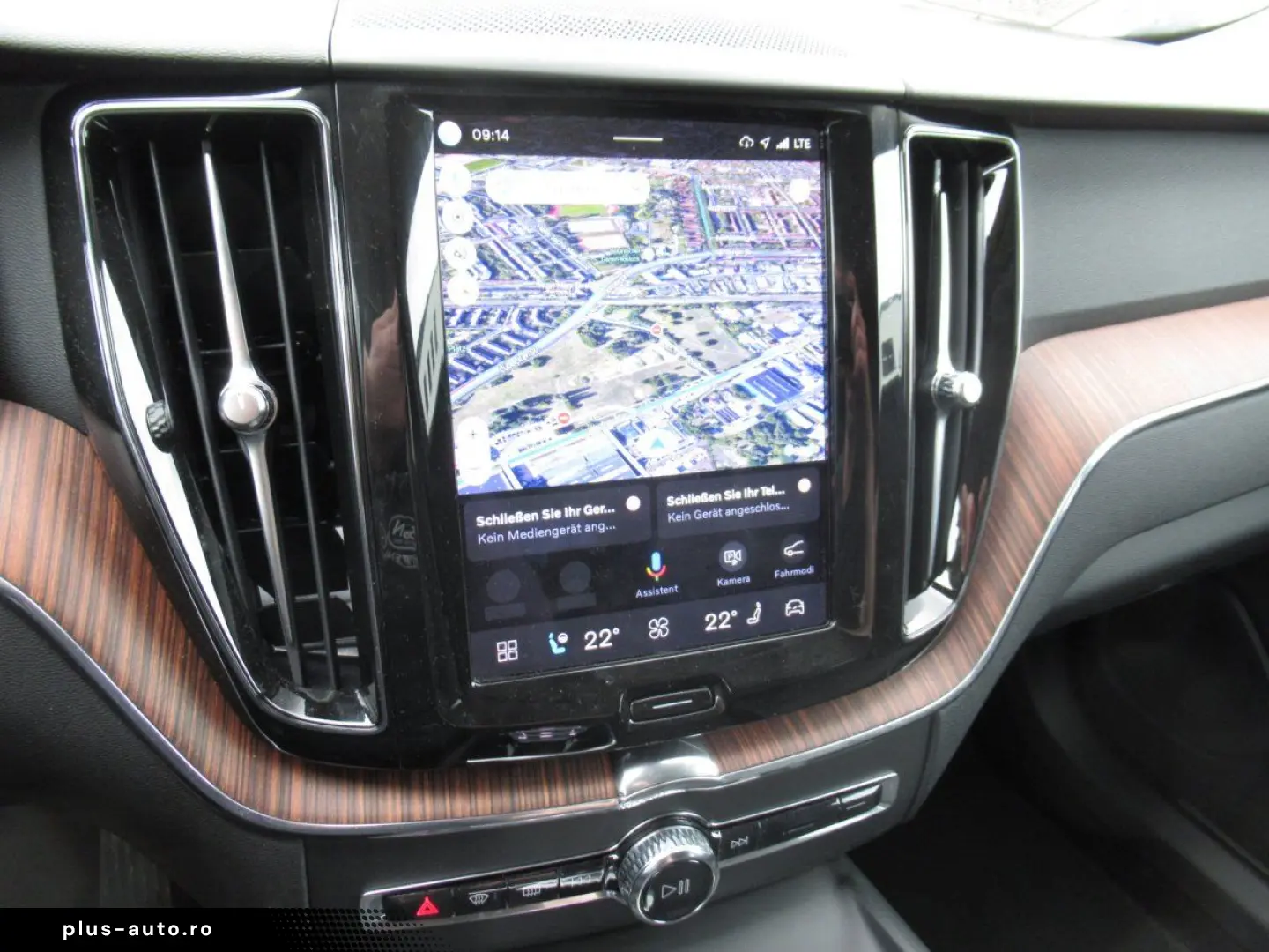 VOLVO XC60 B5 AWD Benzin Plus Bright