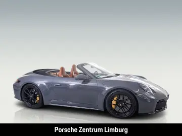 PORSCHE 992 911 Carrera 4 GTS Cabrio