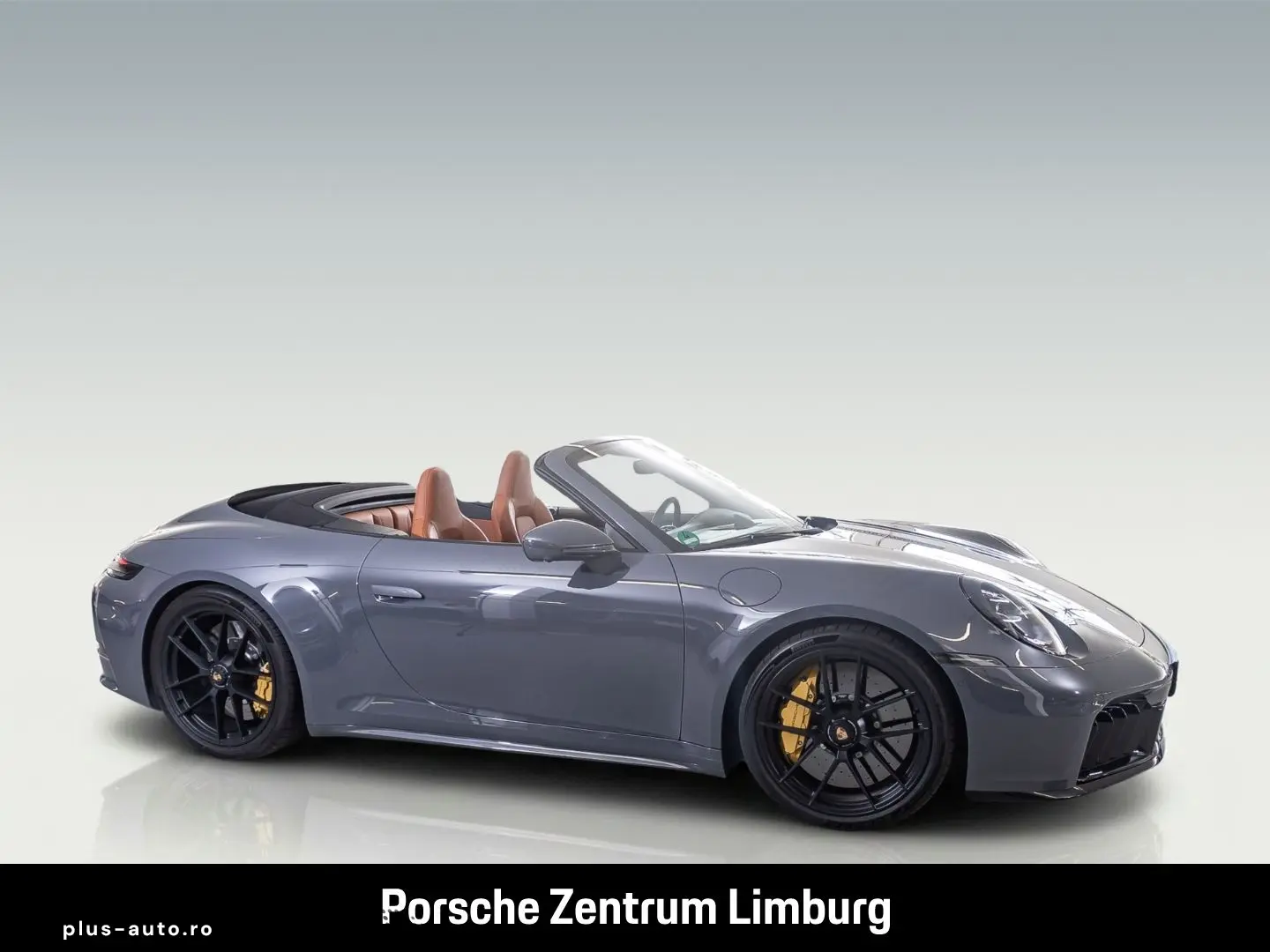 PORSCHE 992 911 Carrera 4 GTS Cabrio