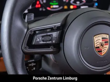 PORSCHE 992 911 Carrera 4 GTS Cabrio