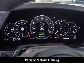 PORSCHE 992 911 Carrera 4 GTS Cabrio