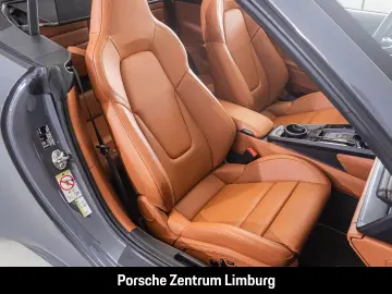 PORSCHE 992 911 Carrera 4 GTS Cabrio