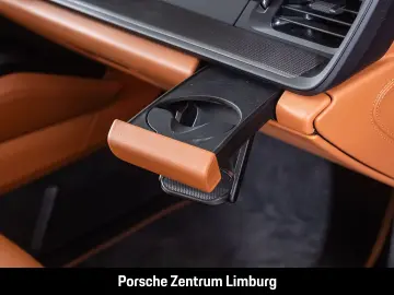 PORSCHE 992 911 Carrera 4 GTS Cabrio
