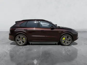 Porsche Cayenne Turbo S Hybrid  Burmester  Pano  Matrix