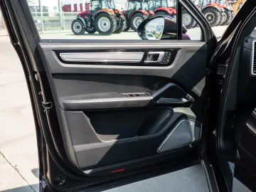 Porsche Cayenne Turbo S Hybrid  Burmester  Pano  Matrix