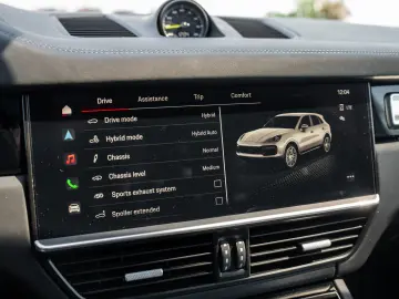 Porsche Cayenne Turbo S Hybrid  Burmester  Pano  Matrix