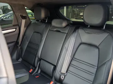 Porsche Cayenne Turbo S Hybrid  Burmester  Pano  Matrix