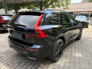 VOLVO XC60 T6 FACELIFT Plus Black