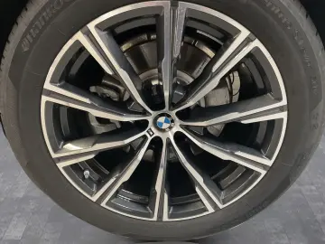 BMW X5 xDrive50e M Sport AHK Harman K Kamera LED