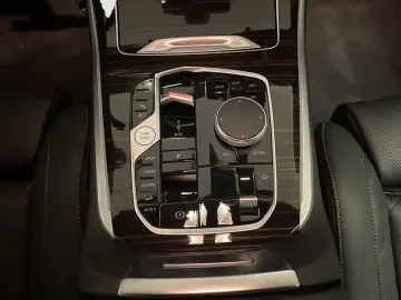 BMW X5 xDrive50e M Sport AHK Harman K Kamera LED