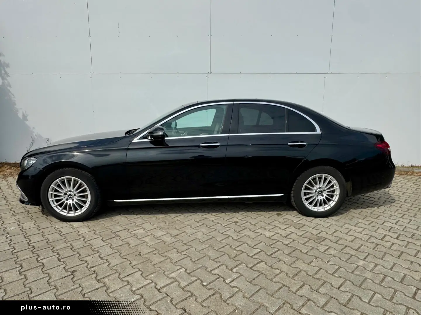 Mercedes-Benz E 220 Sedan 2022