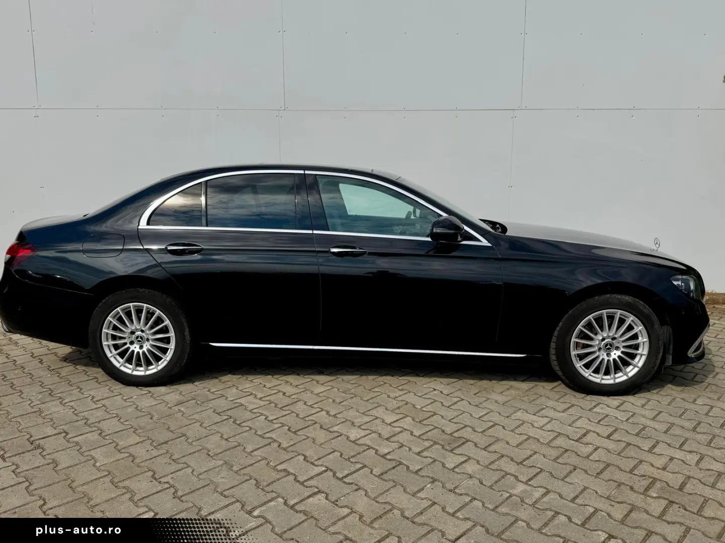 Mercedes-Benz E 220 Sedan 2022