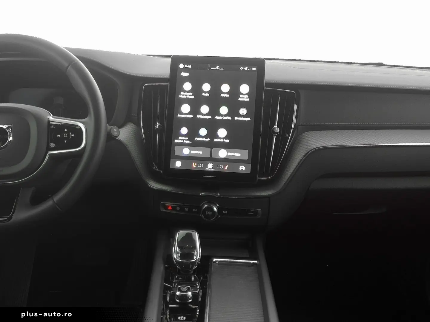 VOLVO XC60 T8 AWD Ultra Black Ed.   AHK   Massage