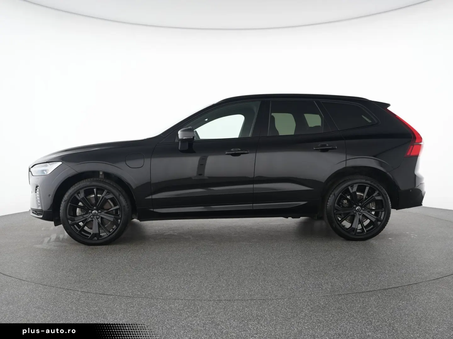 VOLVO XC60 T8 AWD Ultra Black Ed.   AHK   Massage