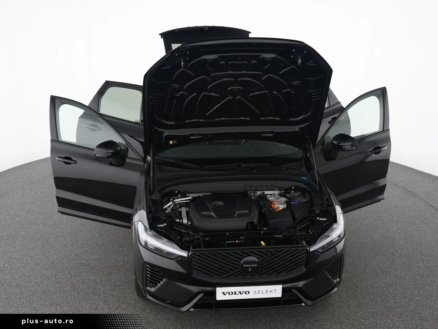 VOLVO XC60 T8 AWD Ultra Black Ed.   AHK   Massage