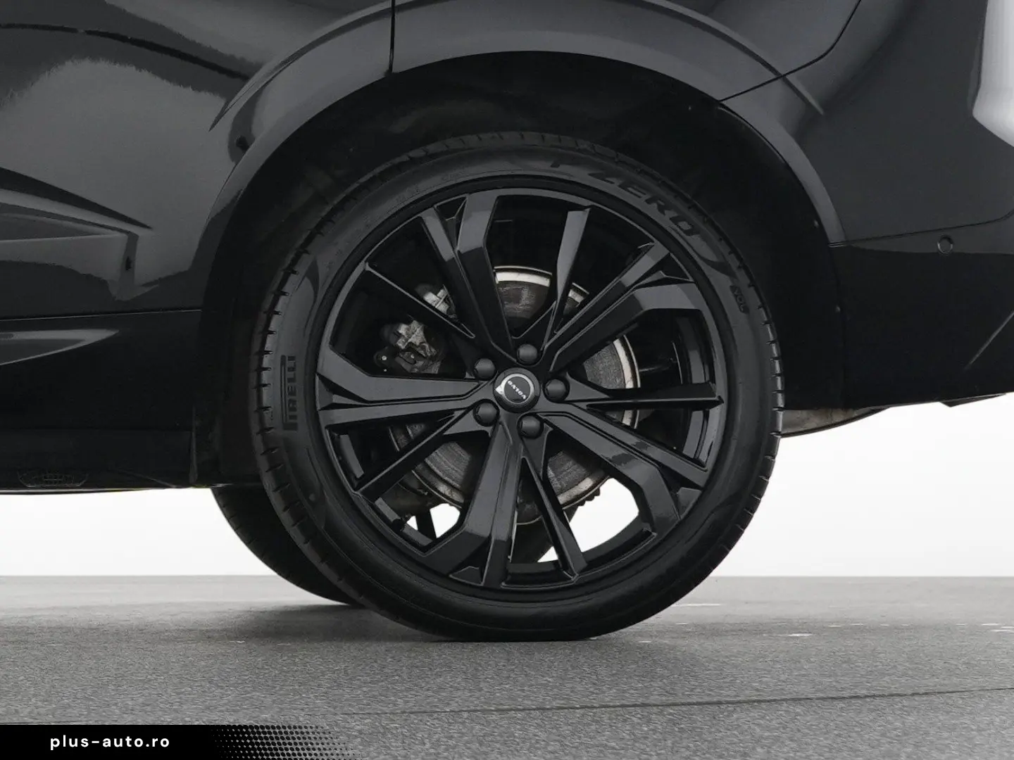 VOLVO XC60 T8 AWD Ultra Black Ed.   AHK   Massage