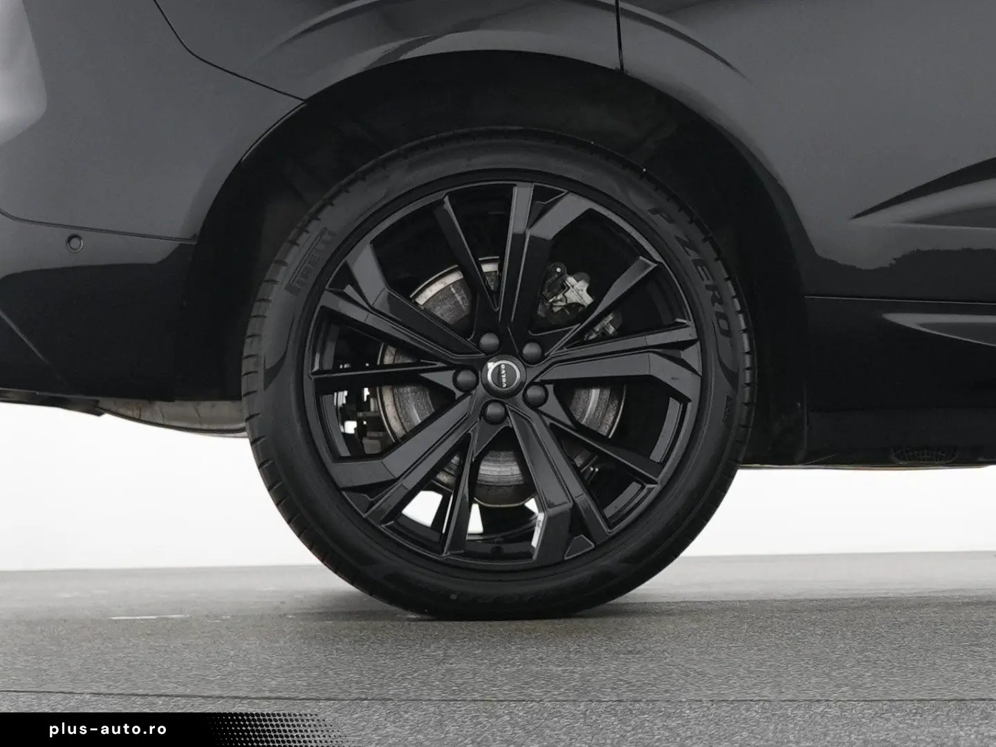 VOLVO XC60 T8 AWD Ultra Black Ed.   AHK   Massage