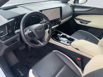 LEXUS NX 450h  E-FOUR Executive Line  LED HUD 360  ACC