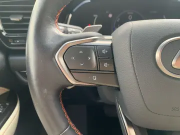 LEXUS NX 450h  E-FOUR Executive Line  LED HUD 360  ACC
