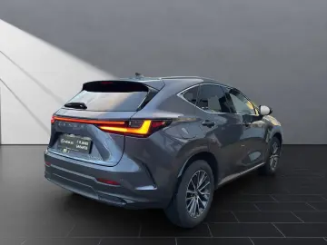 LEXUS NX 450h   E-Four SHZ CARPLAY NAVI  15J-GARANTIE