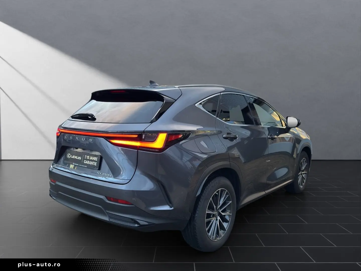 LEXUS NX 450h   E-Four SHZ CARPLAY NAVI  15J-GARANTIE