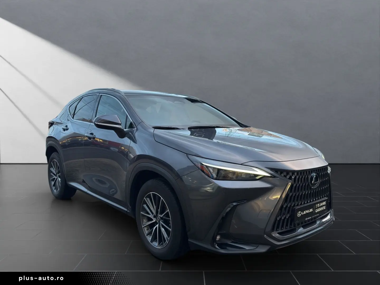 LEXUS NX 450h   E-Four SHZ CARPLAY NAVI  15J-GARANTIE
