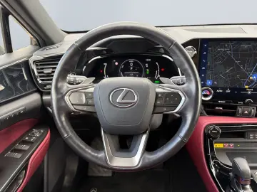 LEXUS NX 450h  E-FOUR Executive Paket  LED 360  ACC SH