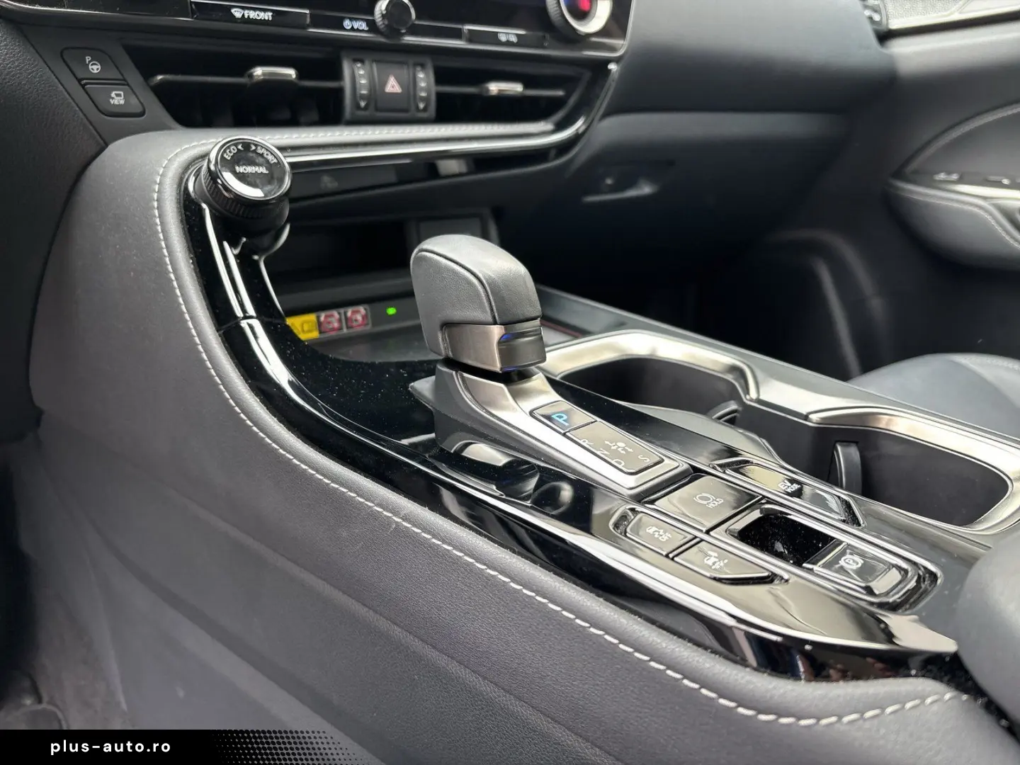 LEXUS NX 350h E-FOUR LUXURY   Panoramadach