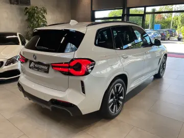BMW iX3 M Paket