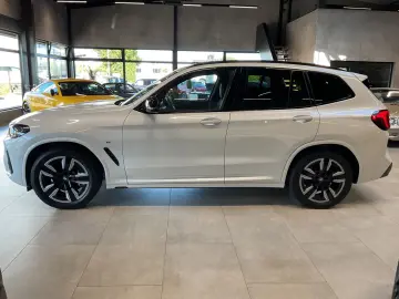 BMW iX3 M Paket