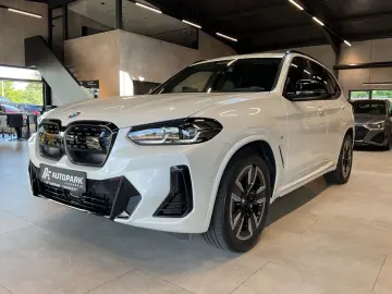 BMW iX3 M Paket