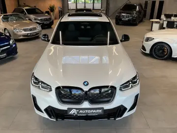 BMW iX3 M Paket
