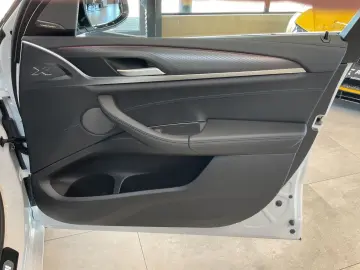 BMW iX3 M Paket