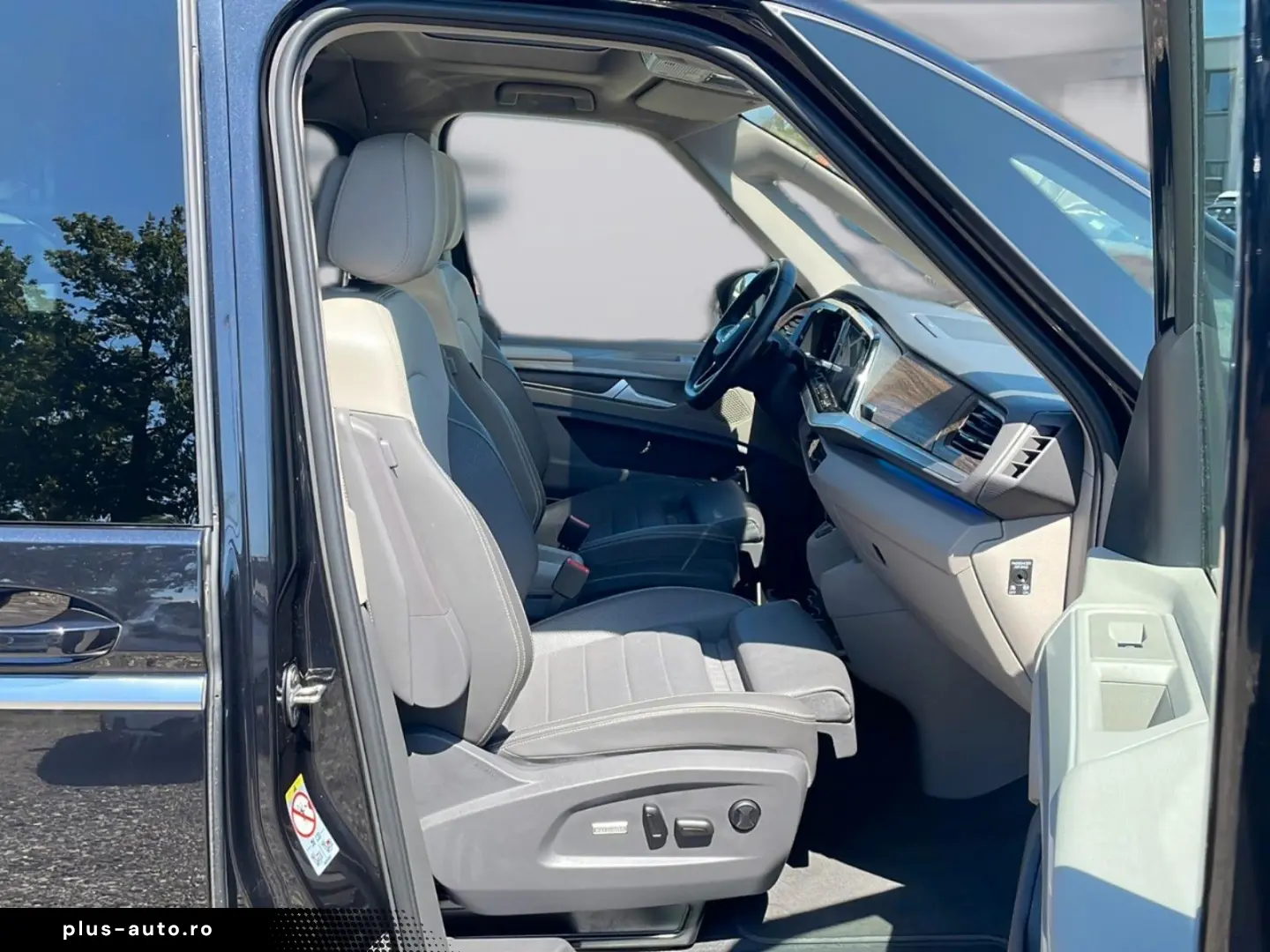 VW Multivan Style eHybrid ACC AHK PANO H&K StHz HuD