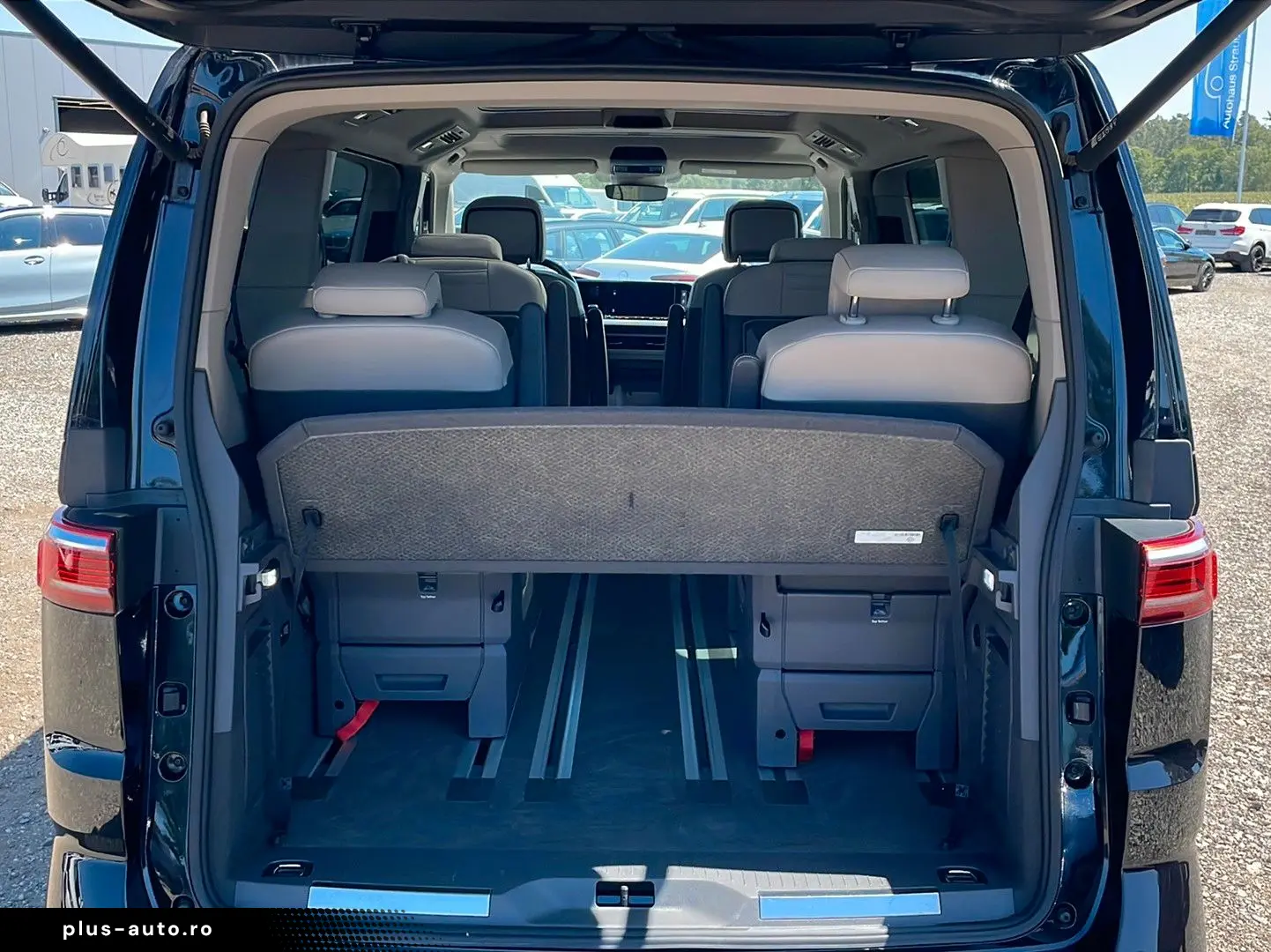 VW Multivan Style eHybrid ACC AHK PANO H&K StHz HuD
