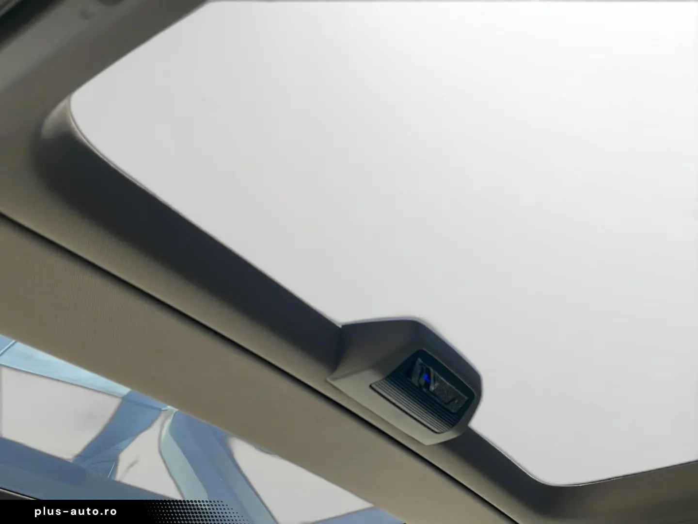 VW Multivan Style eHybrid ACC AHK PANO H&K StHz HuD