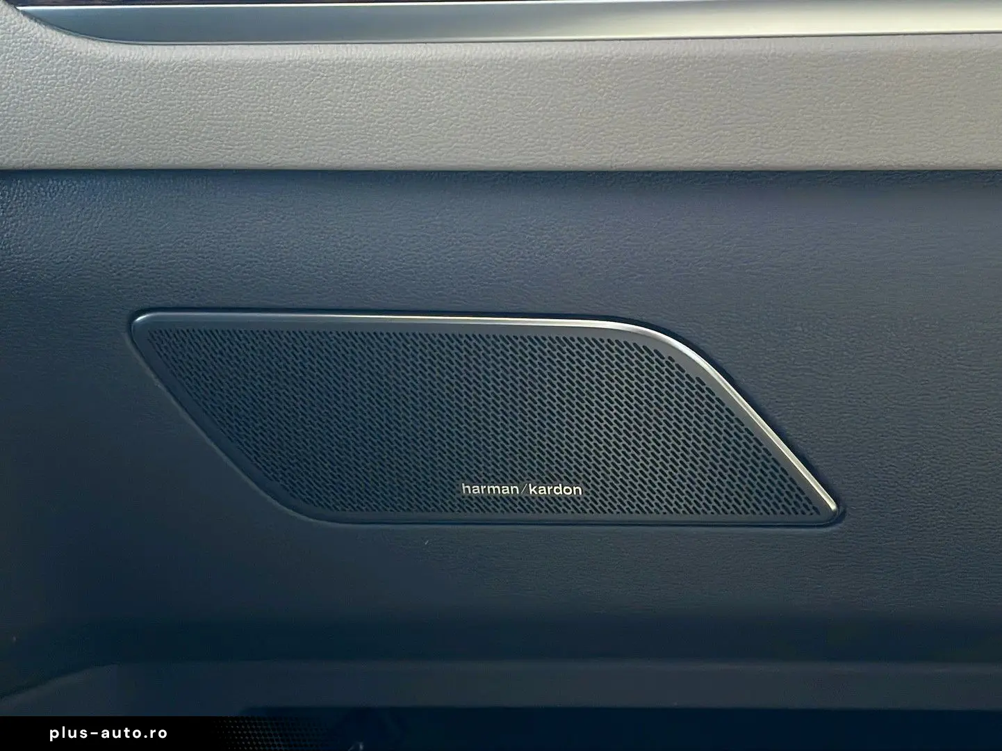 VW Multivan Style eHybrid ACC AHK PANO H&K StHz HuD