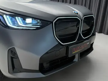 BMW X3 M50