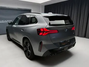 BMW X3 M50