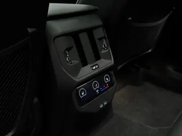 BMW X3 M50