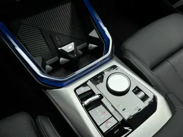 BMW X3 M50