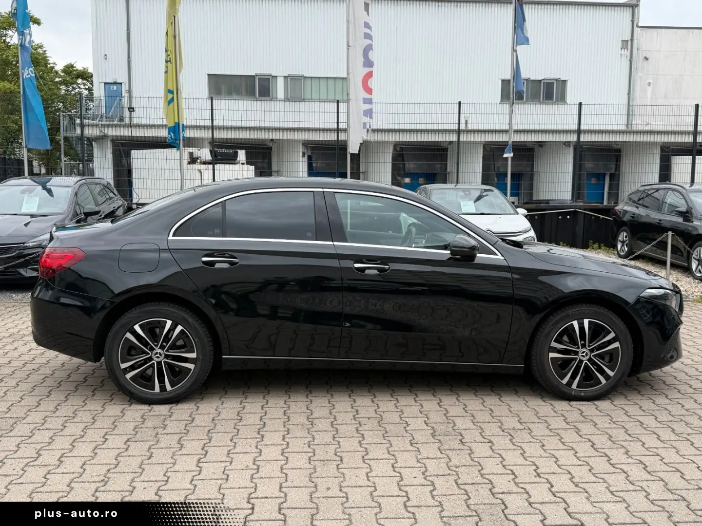 MERCEDES-BENZ A 250 A Limousine A 250 e PANORAMA LED&hellip;
