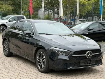 MERCEDES-BENZ A 250 A Limousine A 250 e PANORAMA LED&hellip;